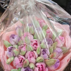 Un buchet de lalele mari / Букет с крупными тюльпанами