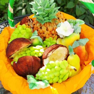 Coș cu fructe / Корзина с фруктами