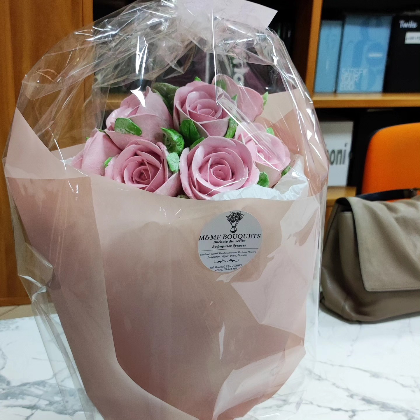 Buchet cu trandafiri în formă de cupol / Букет купольный с розами — изображение 4