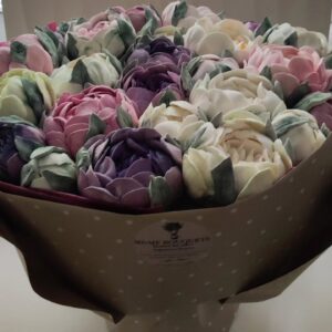 Buchet cu 25 bujori mari in nuante diferite / Букет с 25 пионами в разных оттенках