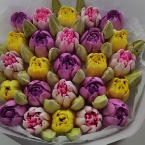 Buchet cu lalele in 3 nuante / Букет тюльпанов в 3 цветах